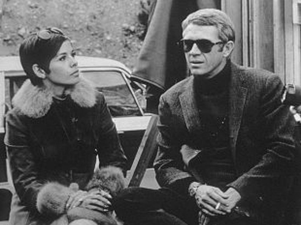 Steve McQueen Persolt visel a The Thomas Crown Affair című filmben