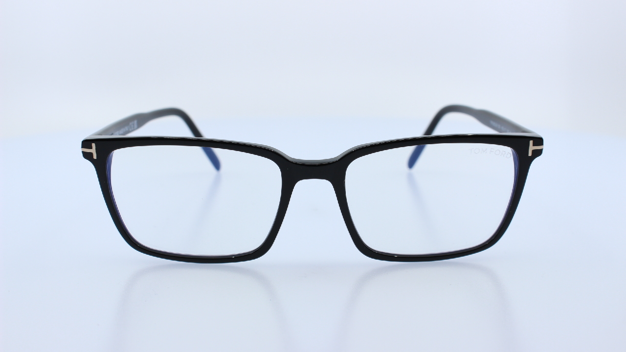 TOM FORD - FEKETE - 5802-B