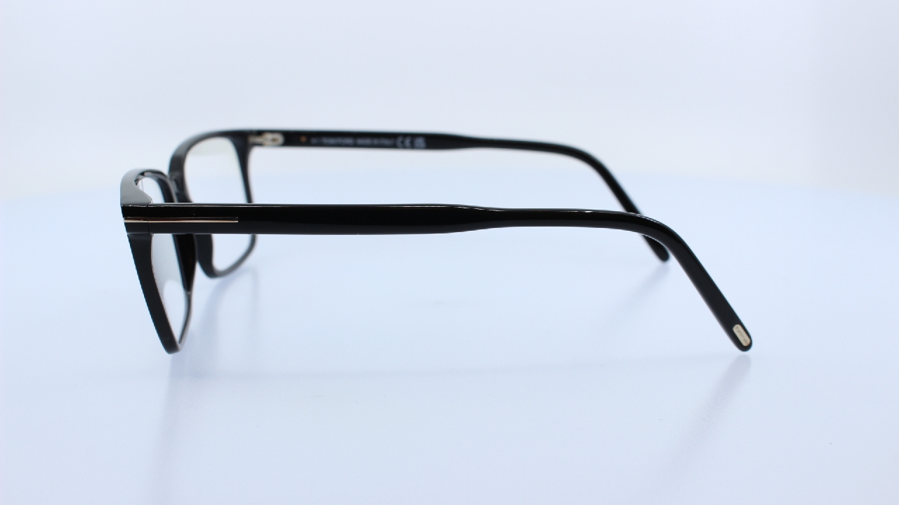 TOM FORD - FEKETE - 5802-B