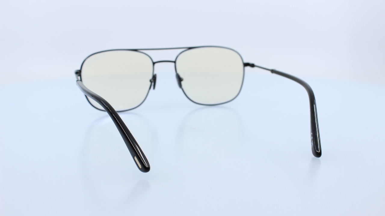 TOM FORD - FEKETE - 5830-B