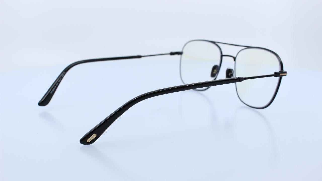 TOM FORD - FEKETE - 5830-B