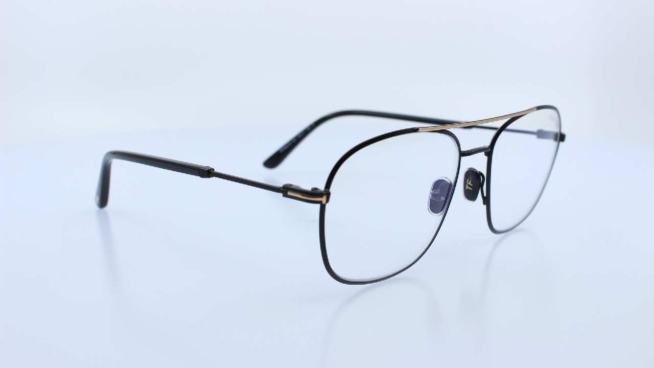 TOM FORD - FEKETE - 5830-B