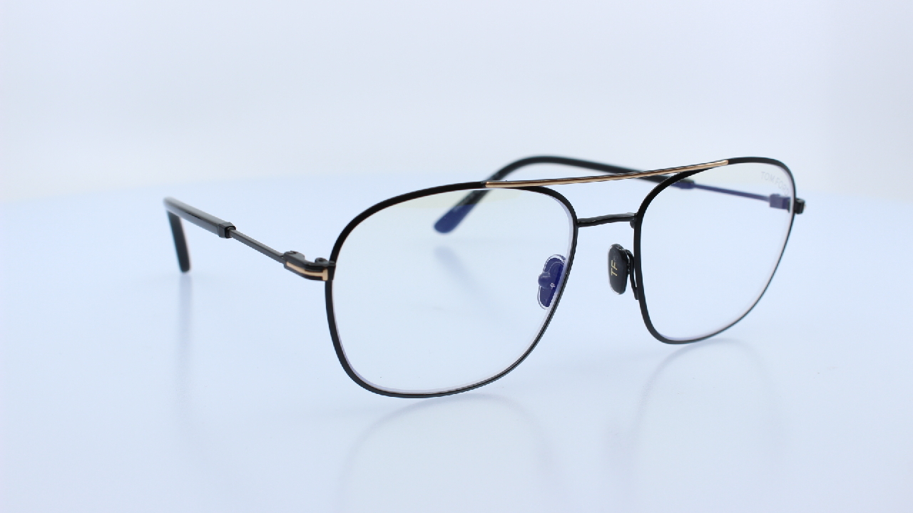 TOM FORD - FEKETE - 5830-B