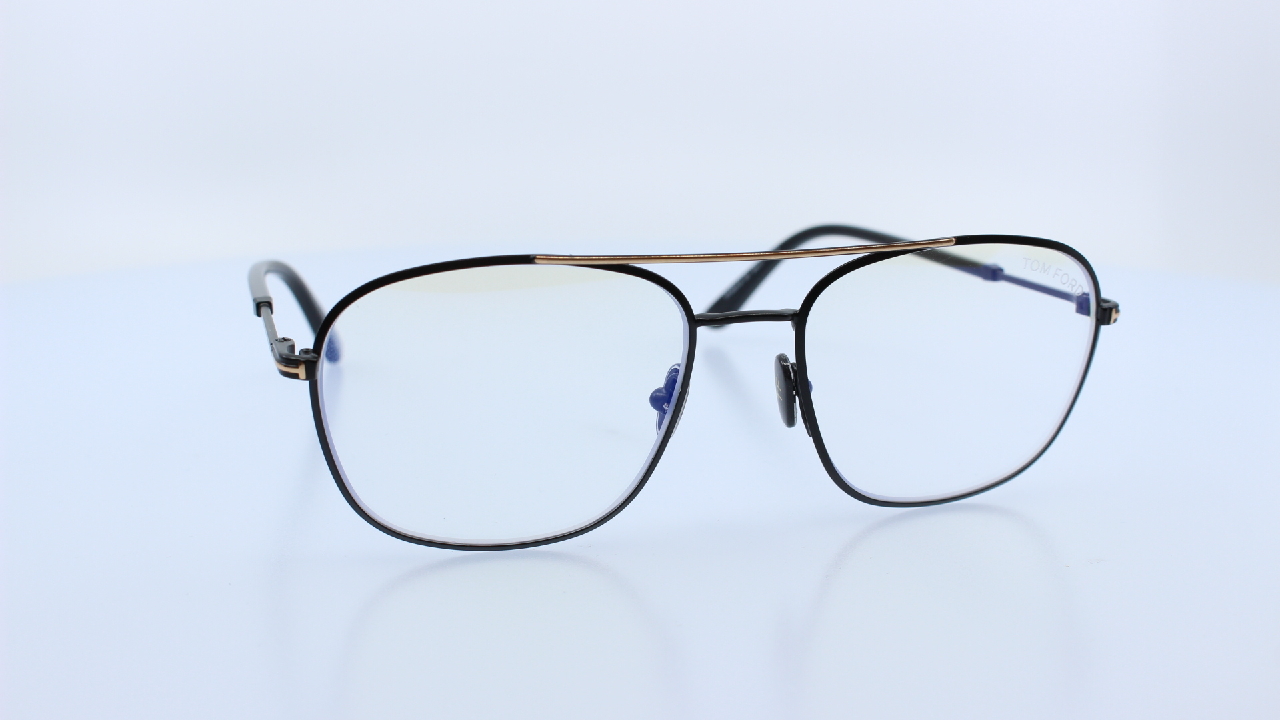 TOM FORD - FEKETE - 5830-B