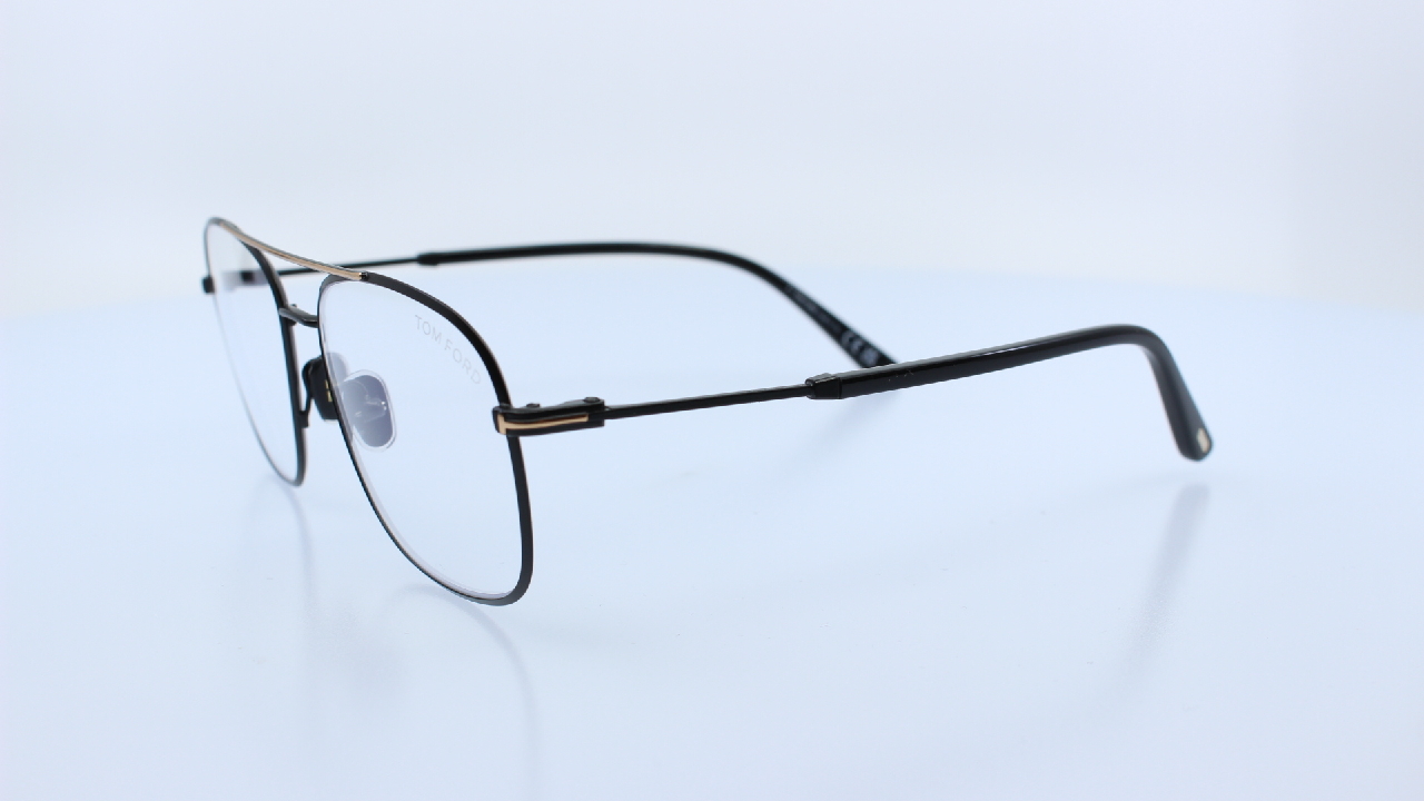 TOM FORD - FEKETE - 5830-B