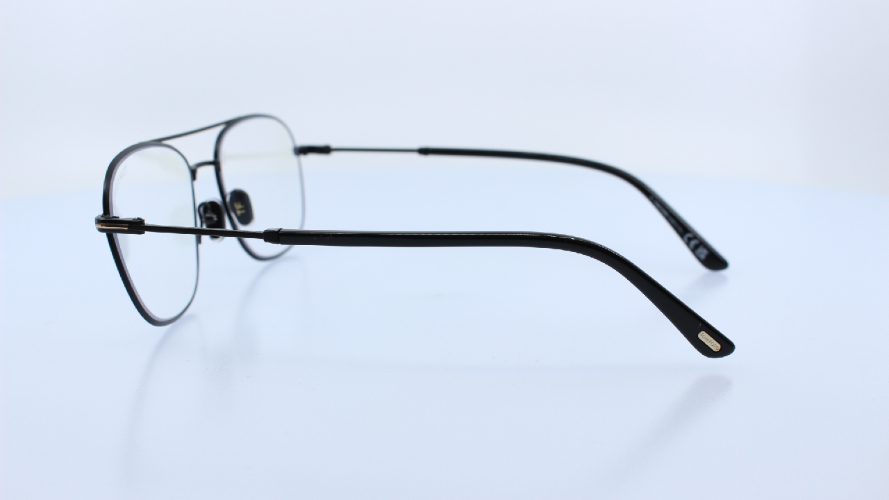 TOM FORD - FEKETE - 5830-B