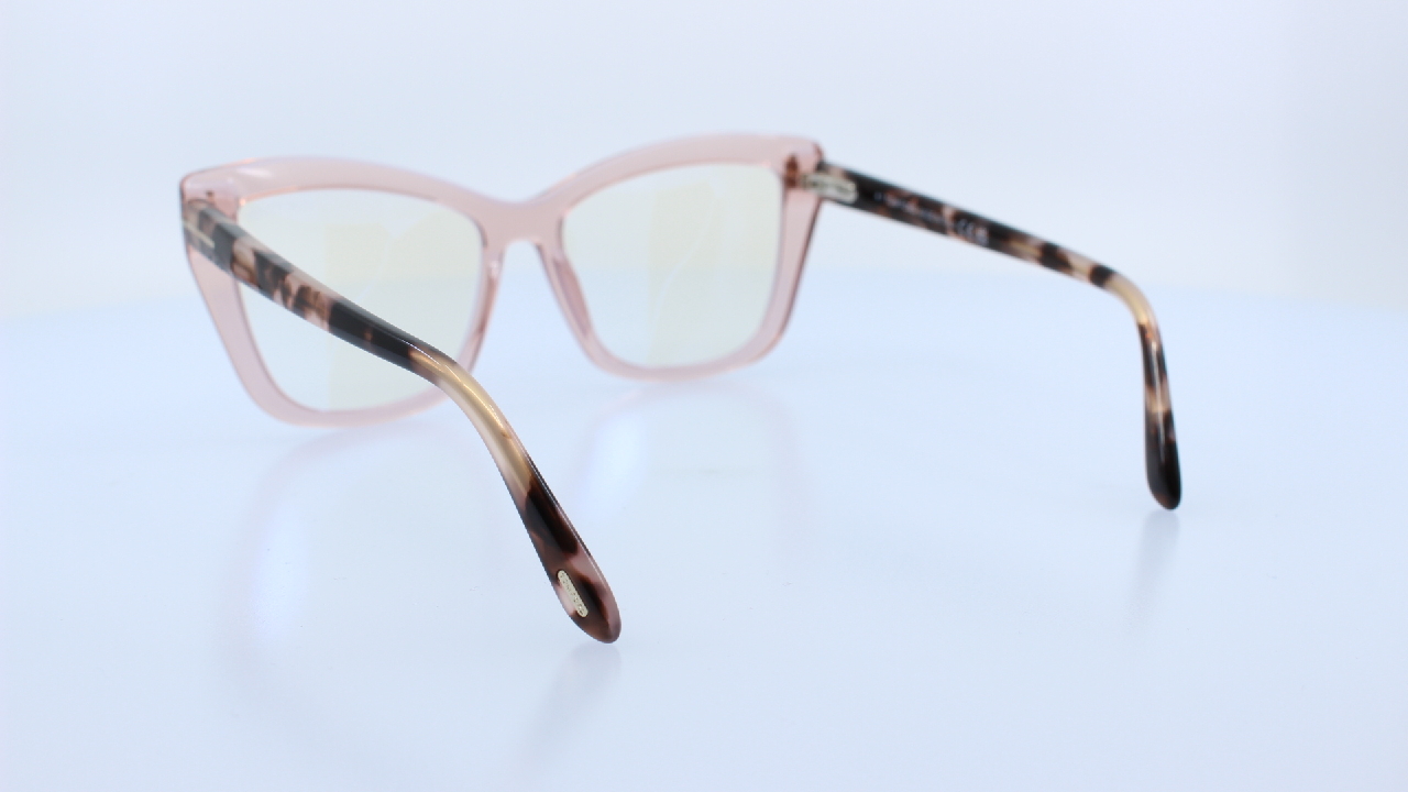 TOM FORD - RÓZSASZÍN - 5826-B