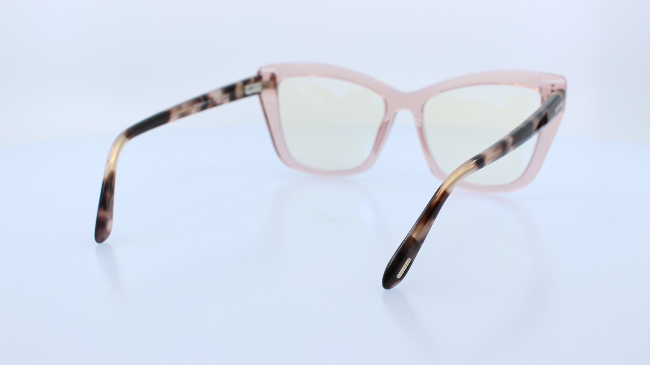 TOM FORD - RÓZSASZÍN - 5826-B