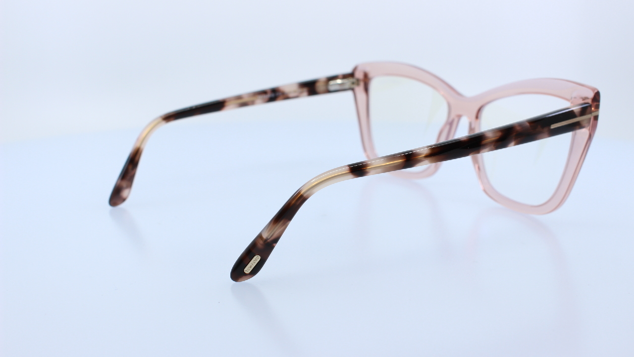 TOM FORD - RÓZSASZÍN - 5826-B