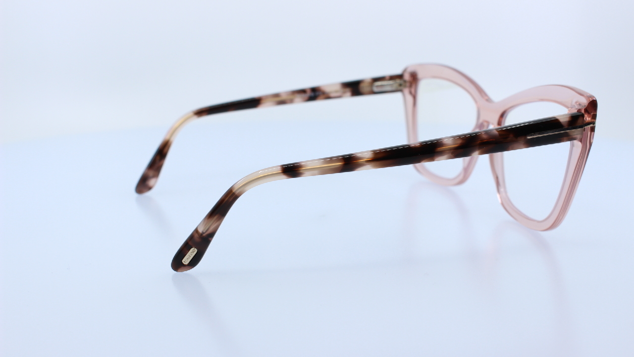 TOM FORD - RÓZSASZÍN - 5826-B
