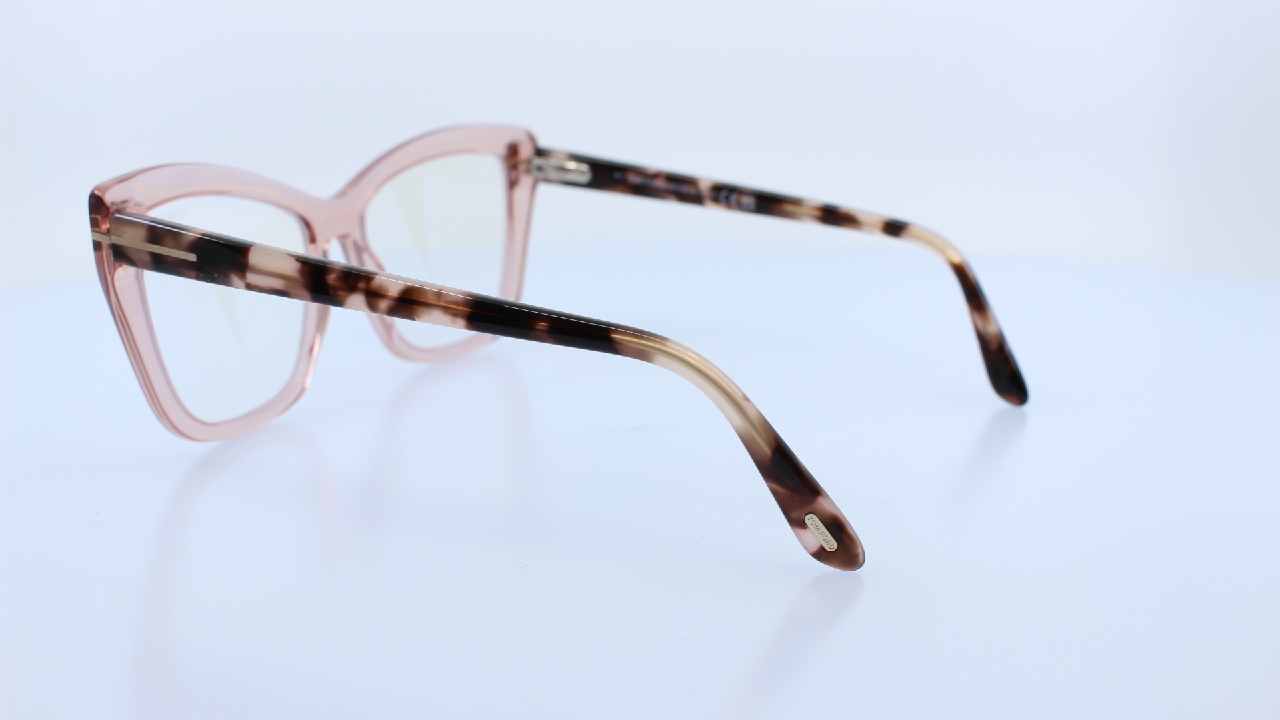 TOM FORD - RÓZSASZÍN - 5826-B