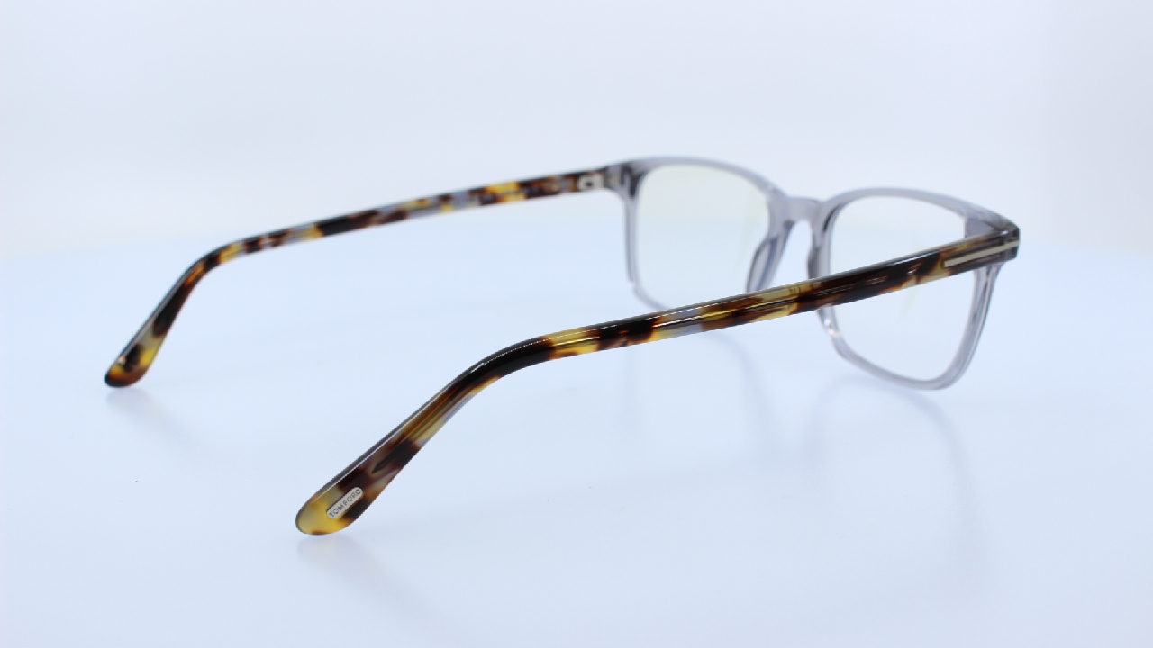 TOM FORD - SZÜRKE - 5831-B