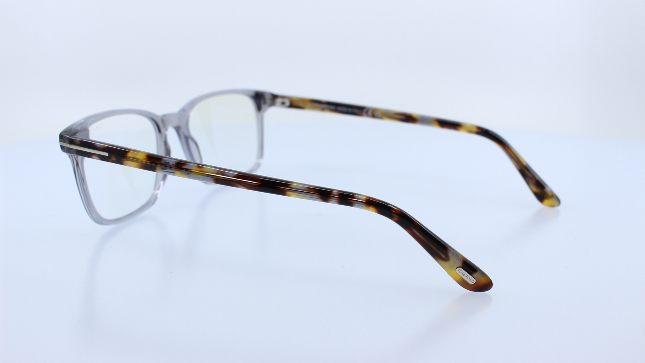 TOM FORD - SZÜRKE - 5831-B