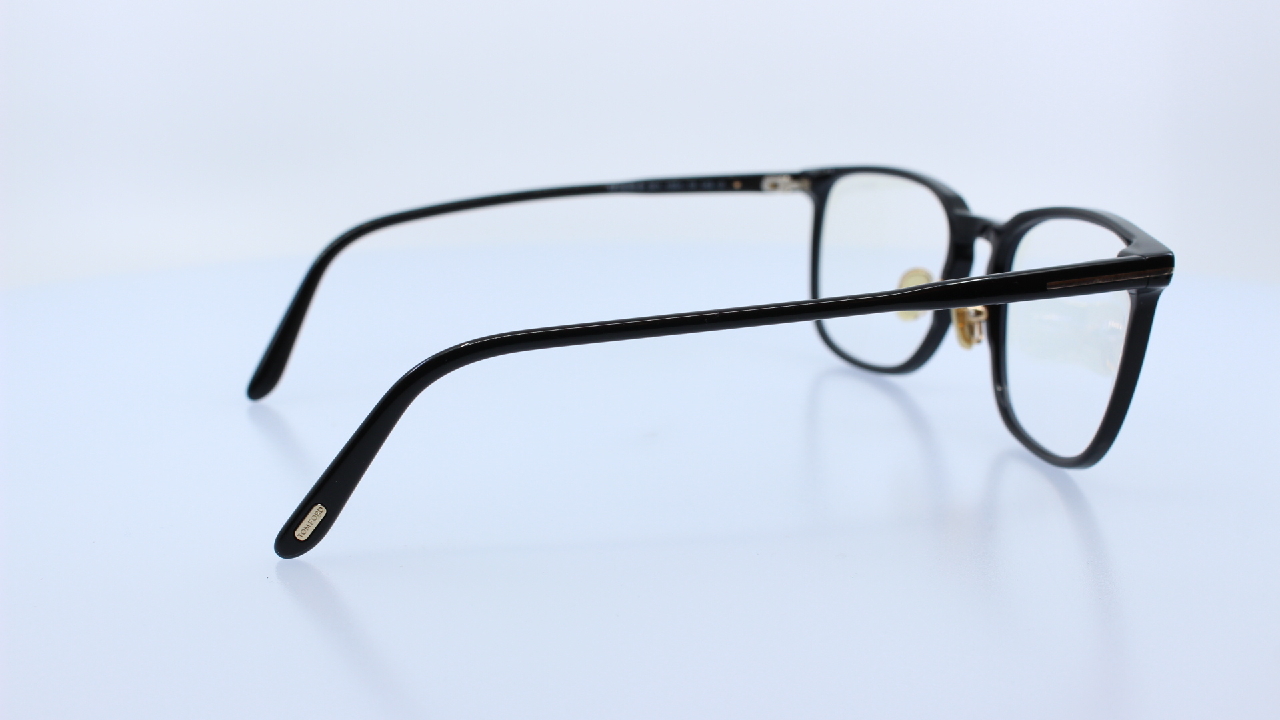 TOM FORD - FEKETE - TF5699-B