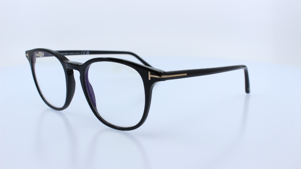 TOM FORD - FEKETE - 5832-B