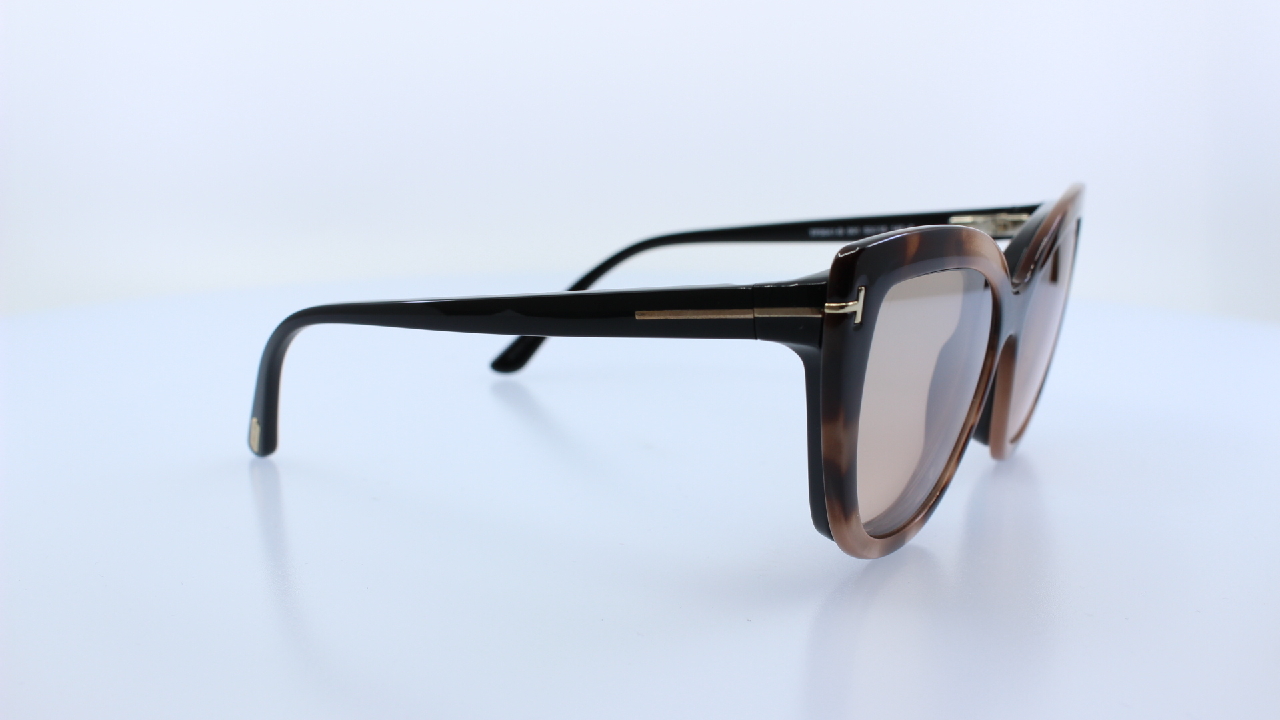 TOM FORD - FEKETE - 5641 B