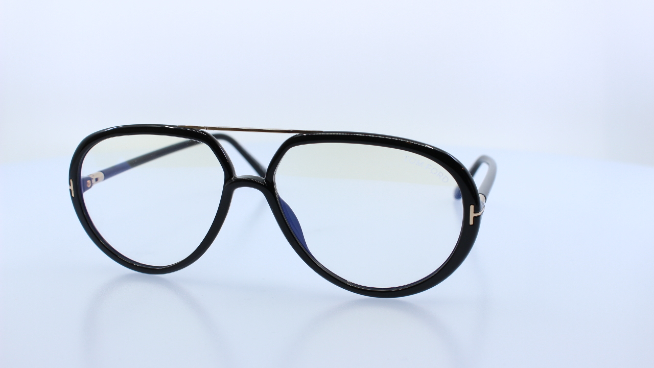 TOM FORD - FEKETE - 5838-B