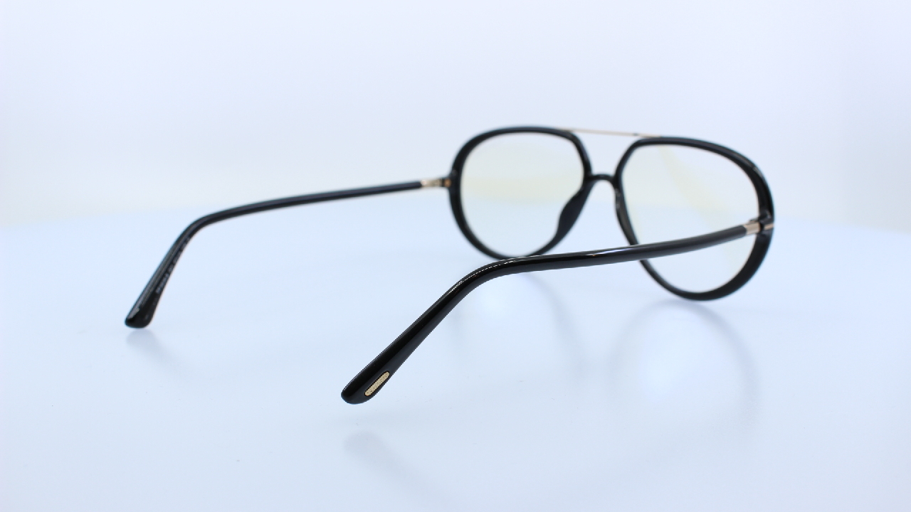 TOM FORD - FEKETE - 5838-B