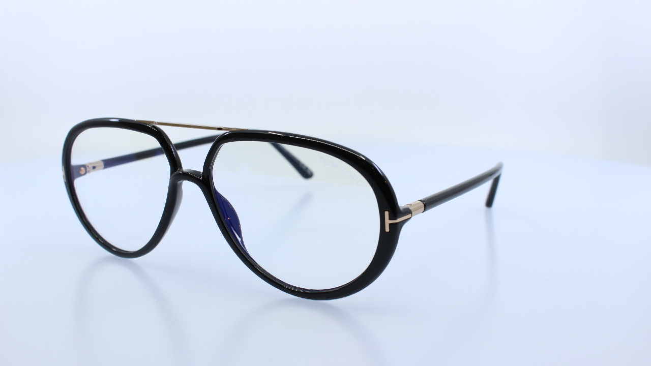 TOM FORD - FEKETE - 5838-B