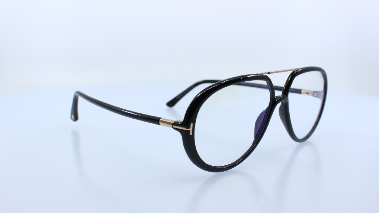 TOM FORD - FEKETE - 5838-B