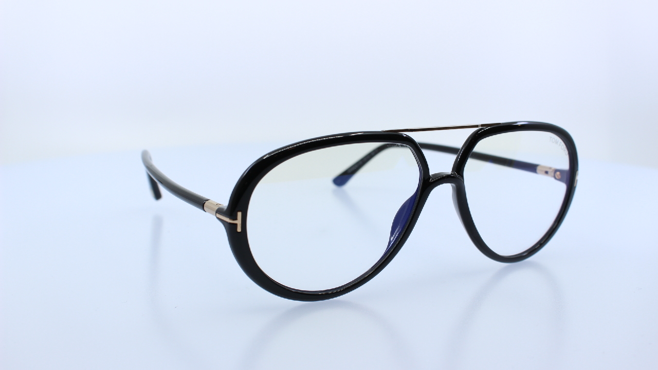 TOM FORD - FEKETE - 5838-B