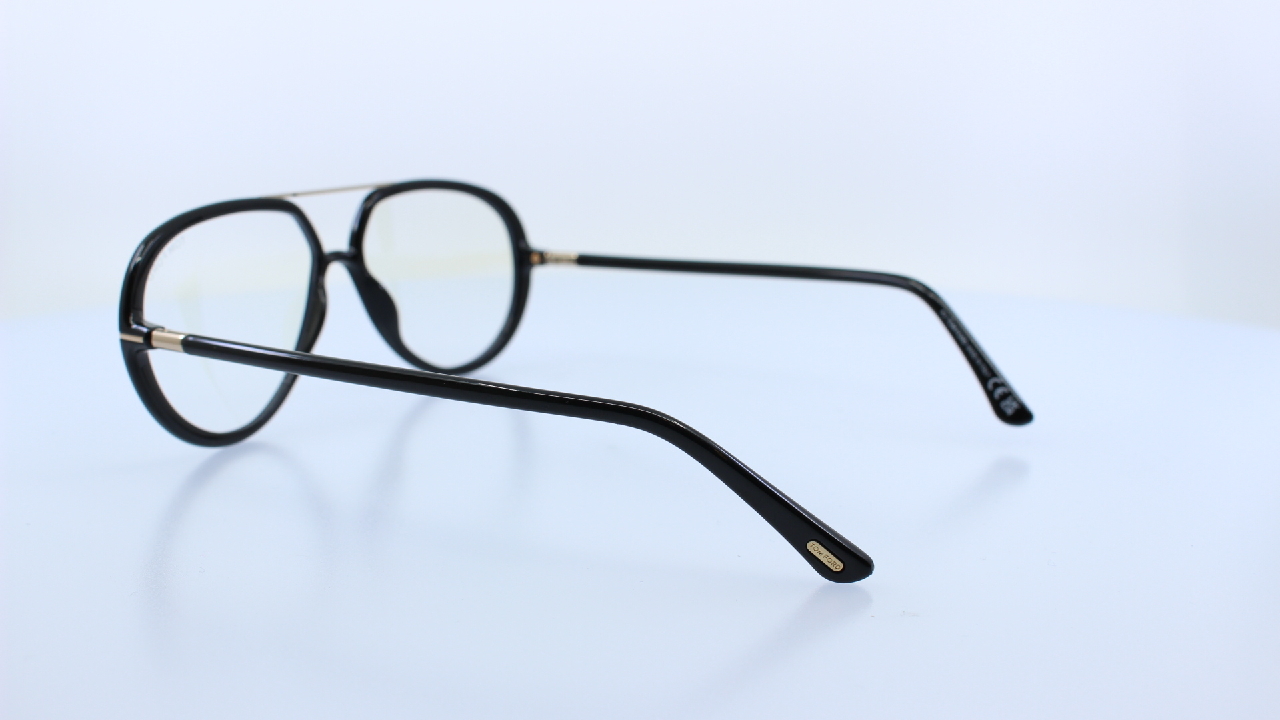 TOM FORD - FEKETE - 5838-B