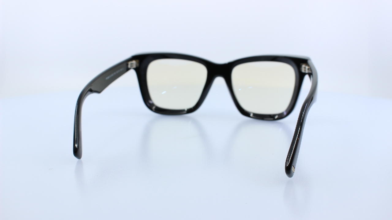 TOM FORD - FEKETE - 5881-B