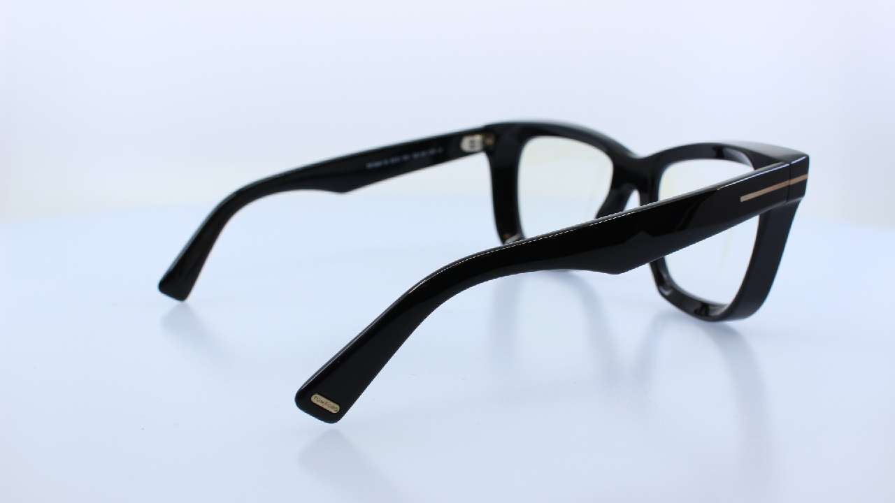 TOM FORD - FEKETE - 5881-B