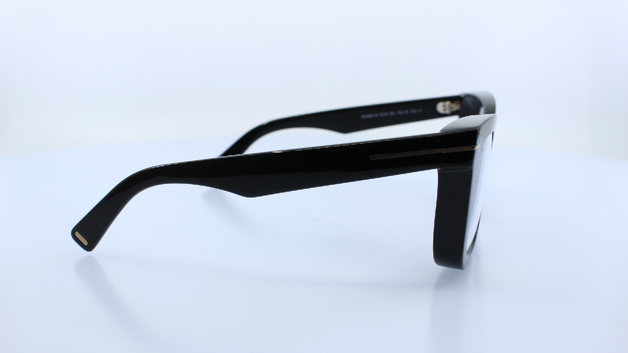 TOM FORD - FEKETE - 5881-B