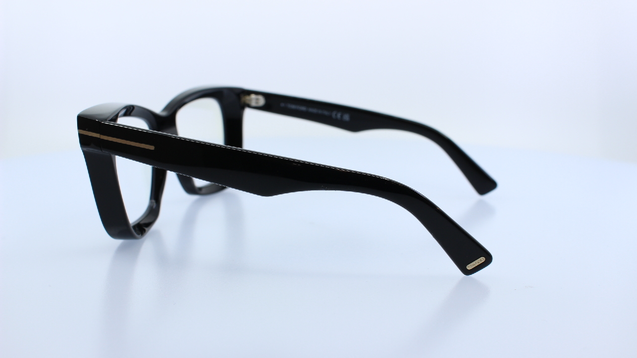 TOM FORD - FEKETE - 5881-B