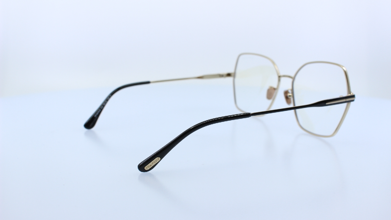 TOM FORD - FEKETE - 5876-B