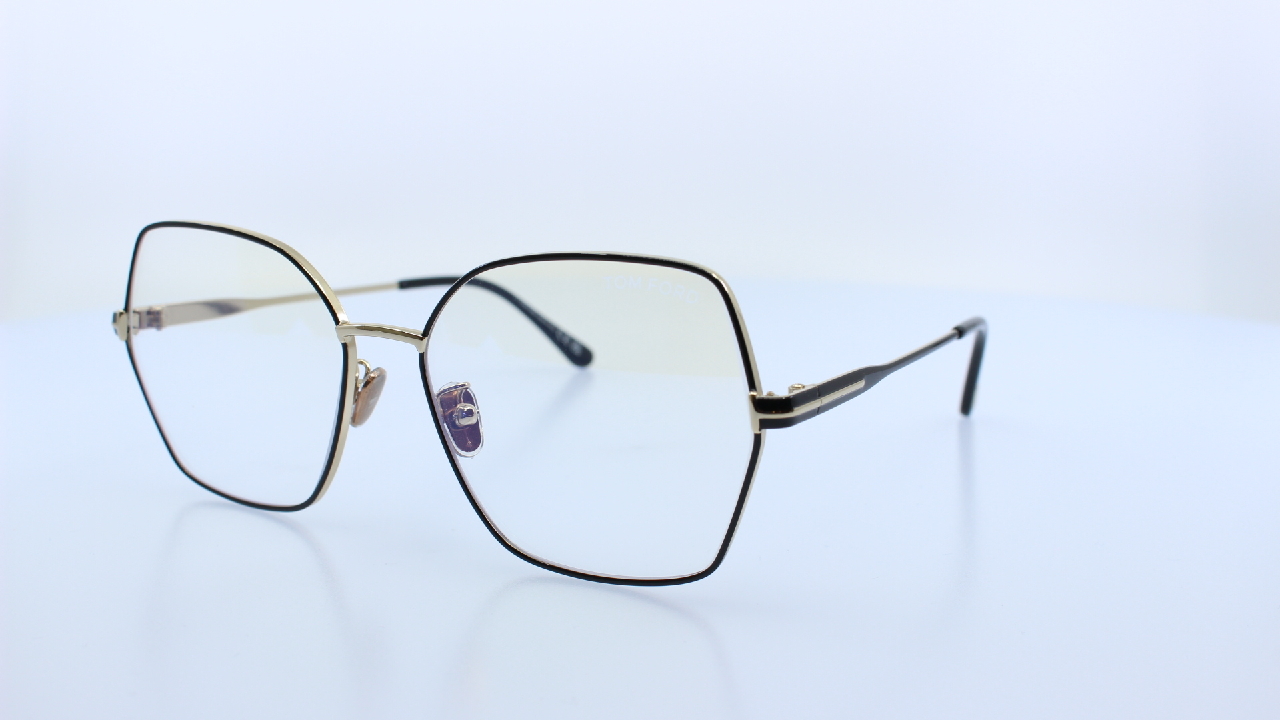 TOM FORD - FEKETE - 5876-B