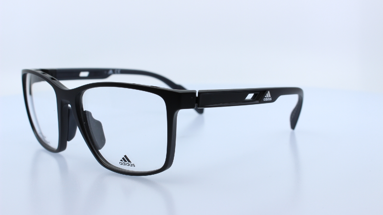 ADIDAS - FEKETE - SP5008