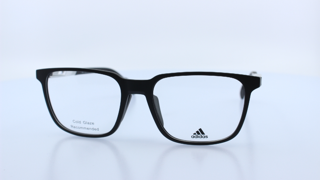 ADIDAS - FEKETE - SP5030