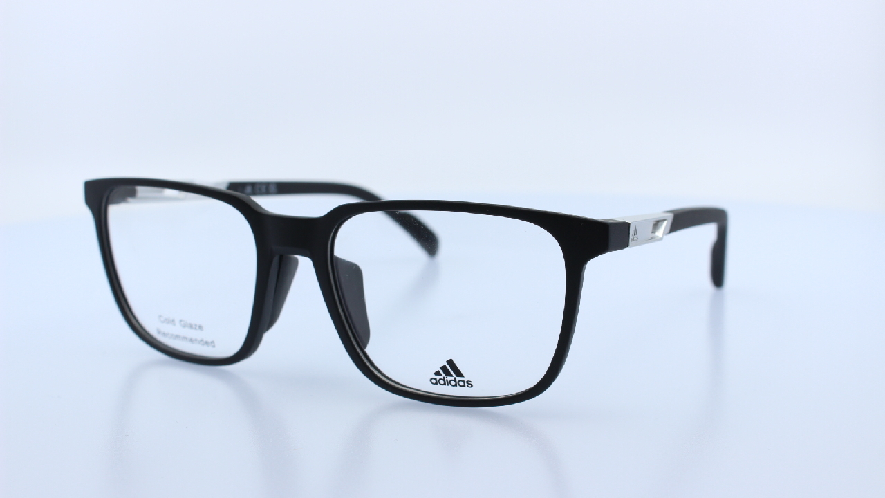 ADIDAS - FEKETE - SP5030
