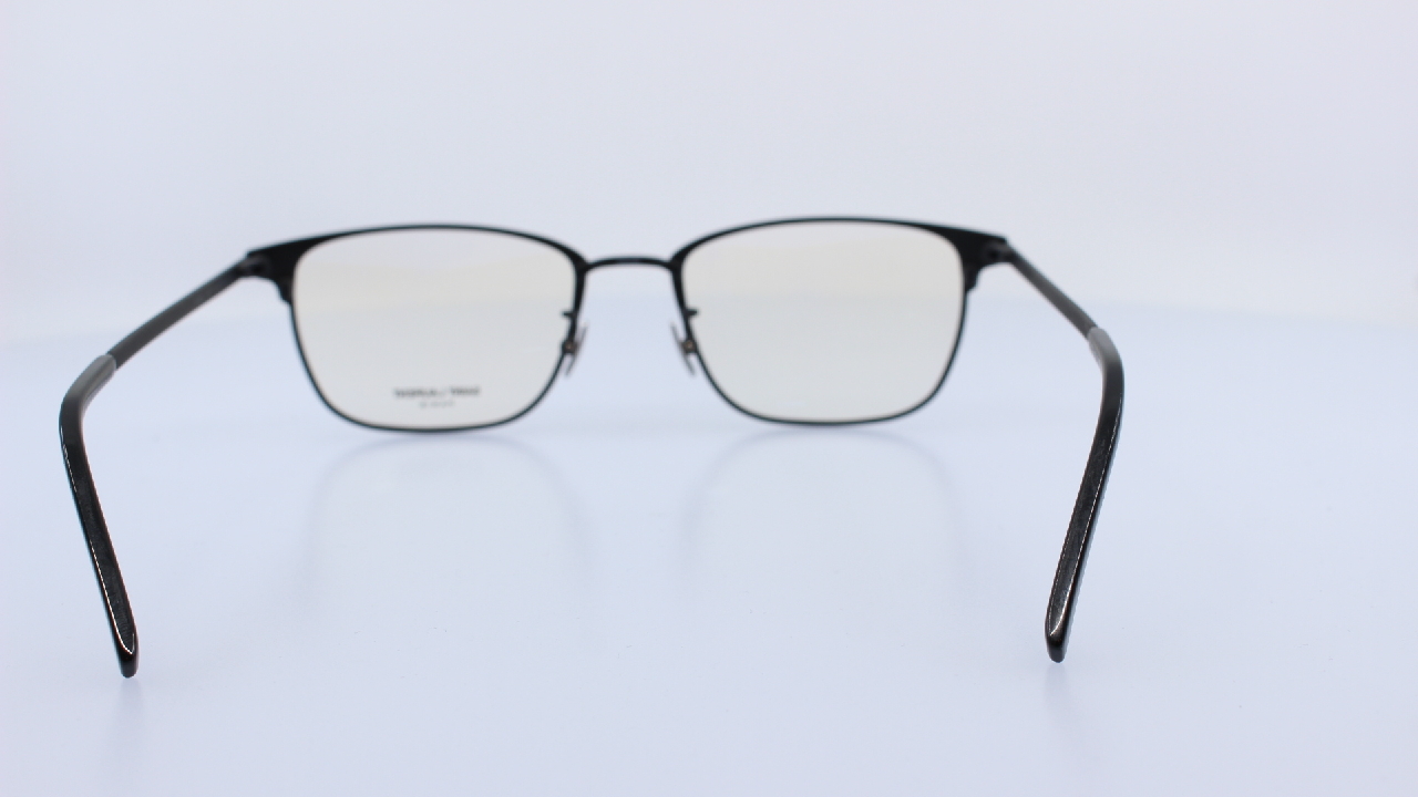 SAINT LAURENT - FEKETE - SL585