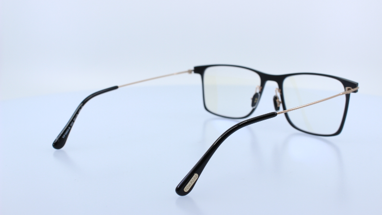TOM FORD - FEKETE - 5865-B