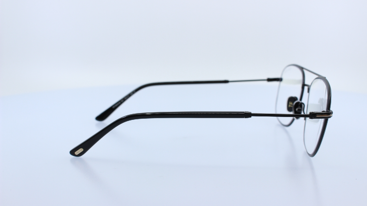 TOM FORD - FEKETE - 5830-B