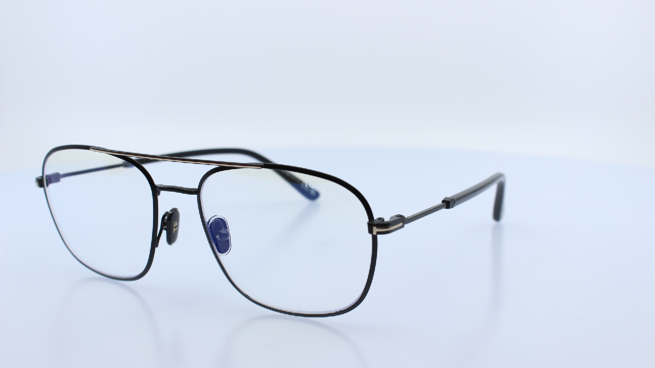 TOM FORD - FEKETE - 5830-B