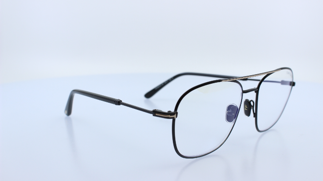 TOM FORD - FEKETE - 5830-B