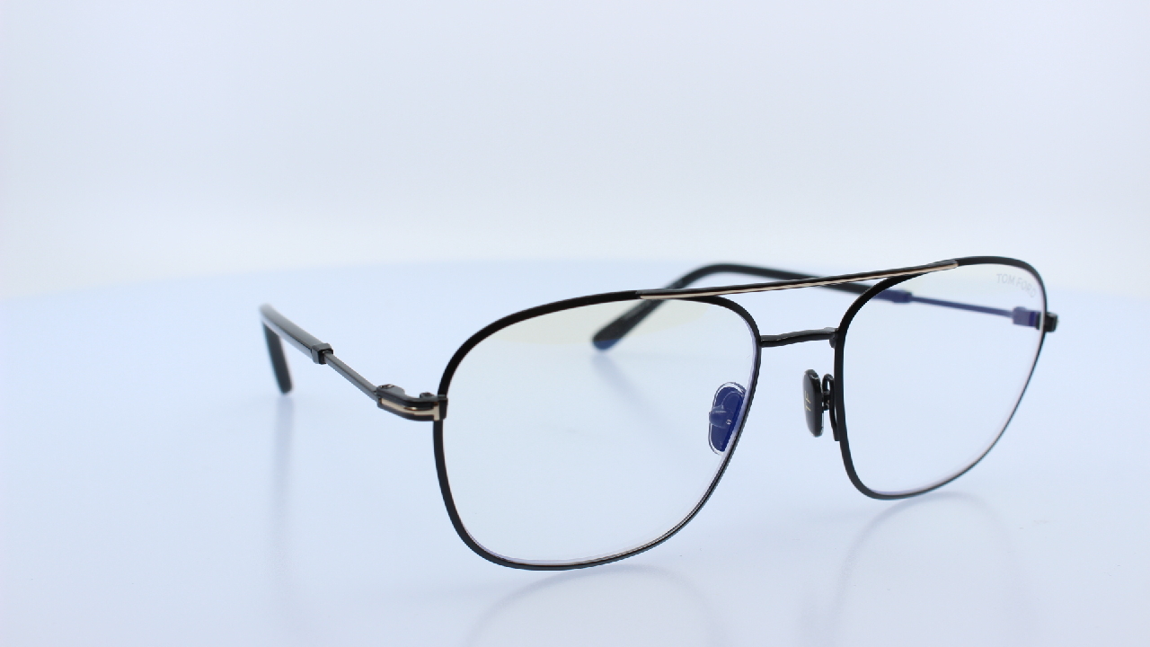 TOM FORD - FEKETE - 5830-B
