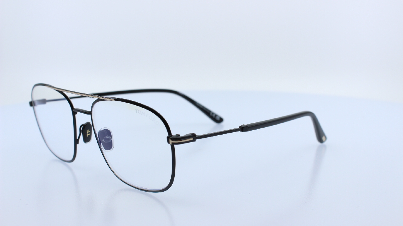 TOM FORD - FEKETE - 5830-B