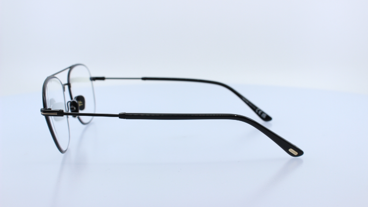 TOM FORD - FEKETE - 5830-B
