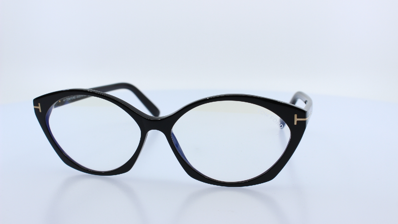 TOM FORD - FEKETE - 5811-B