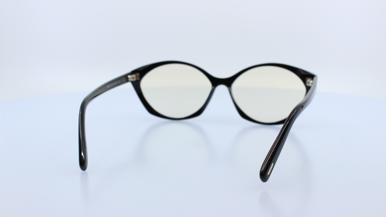TOM FORD - FEKETE - 5811-B