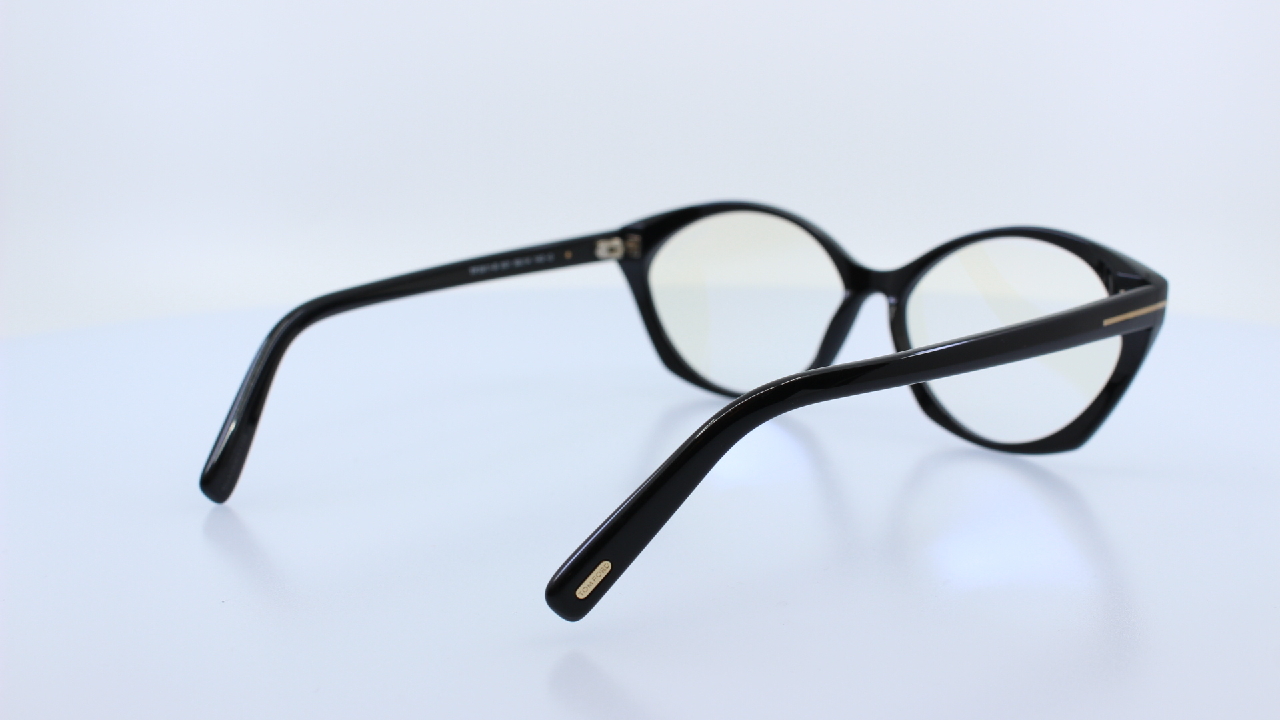 TOM FORD - FEKETE - 5811-B
