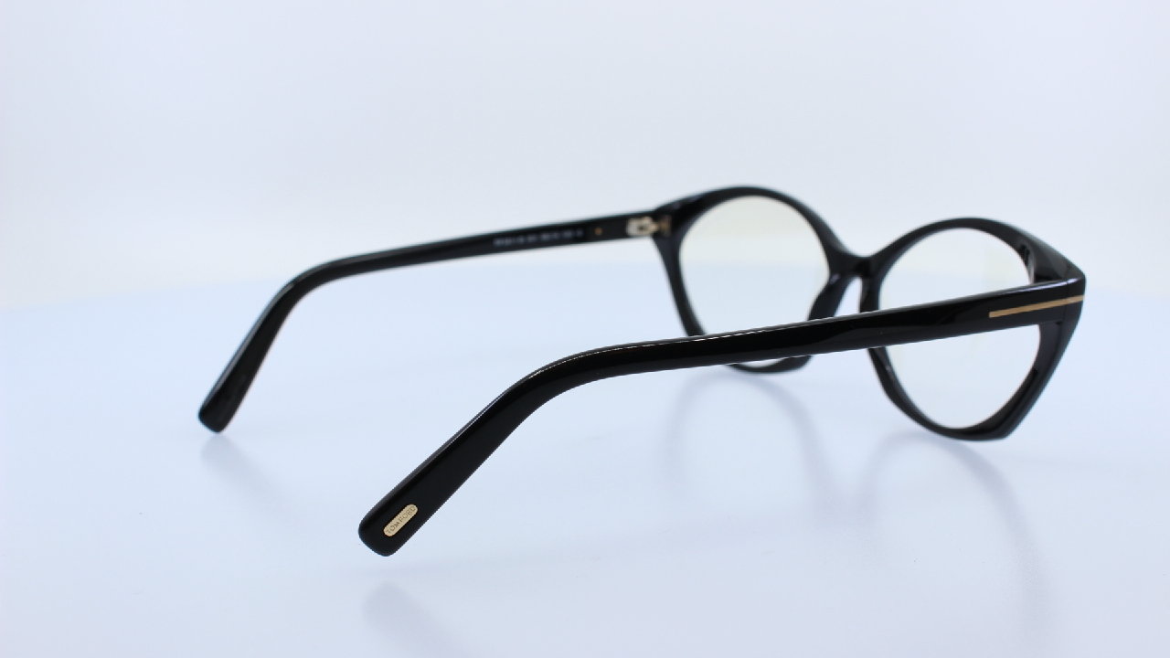TOM FORD - FEKETE - 5811-B