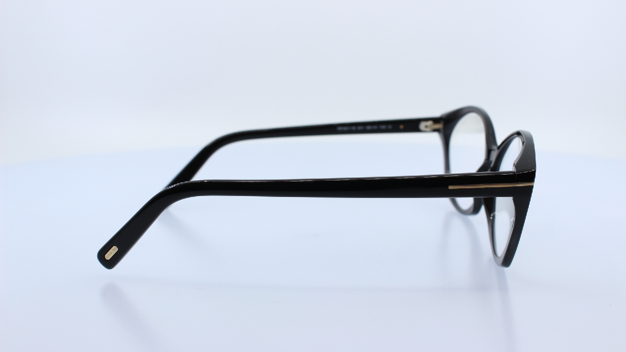 TOM FORD - FEKETE - 5811-B