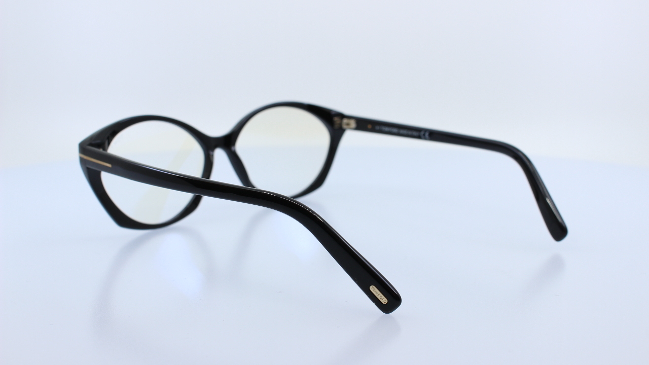 TOM FORD - FEKETE - 5811-B