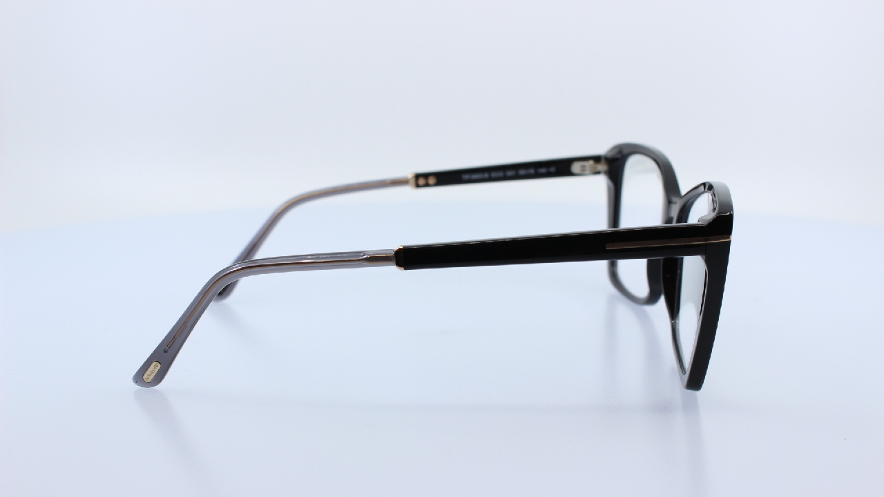 TOM FORD - FEKETE - 5893-B